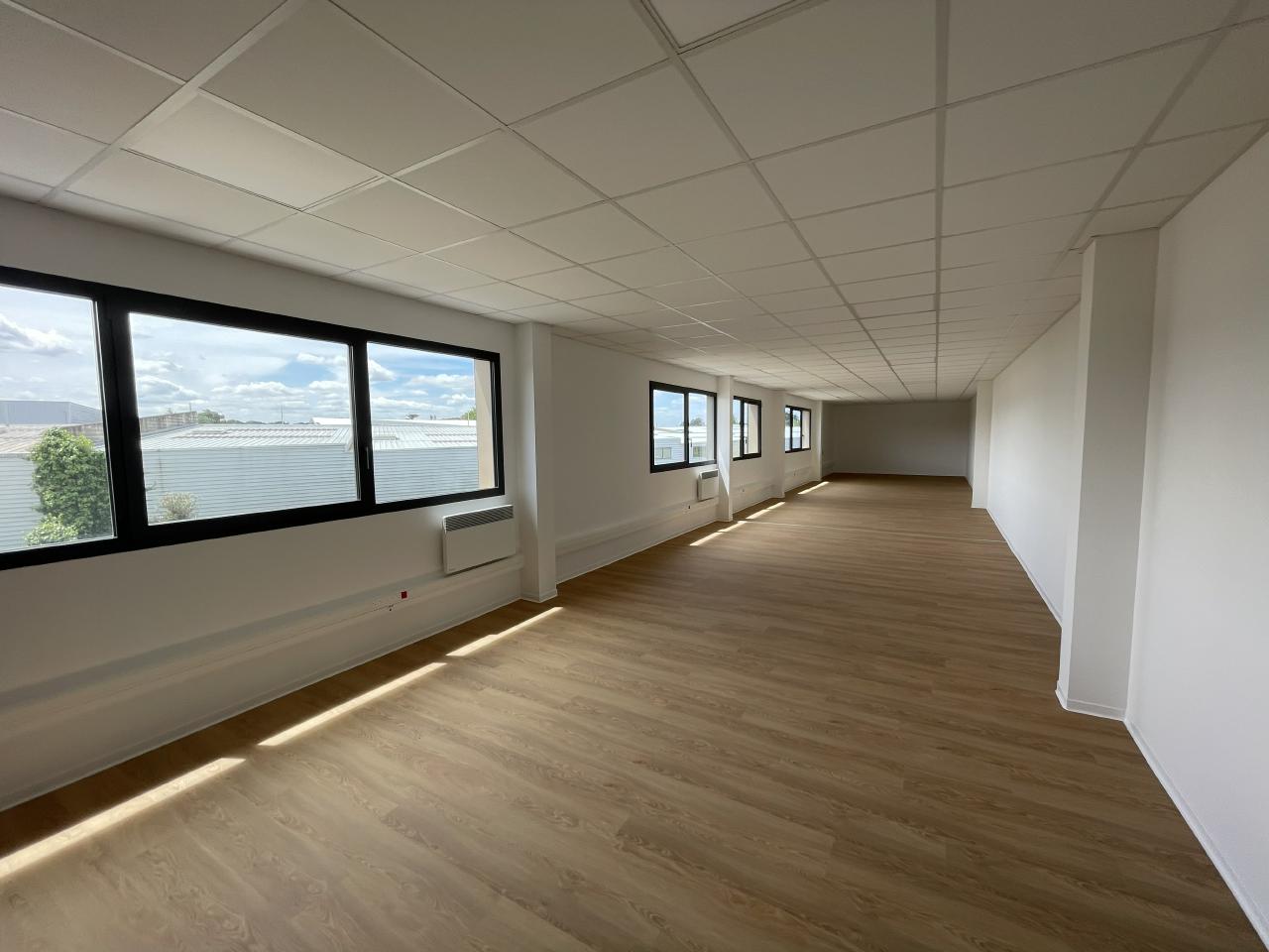 Local d'activité Launaguet 3282m² Location local d'activité Launaguet Haute-Garonne OLACT2421300 8